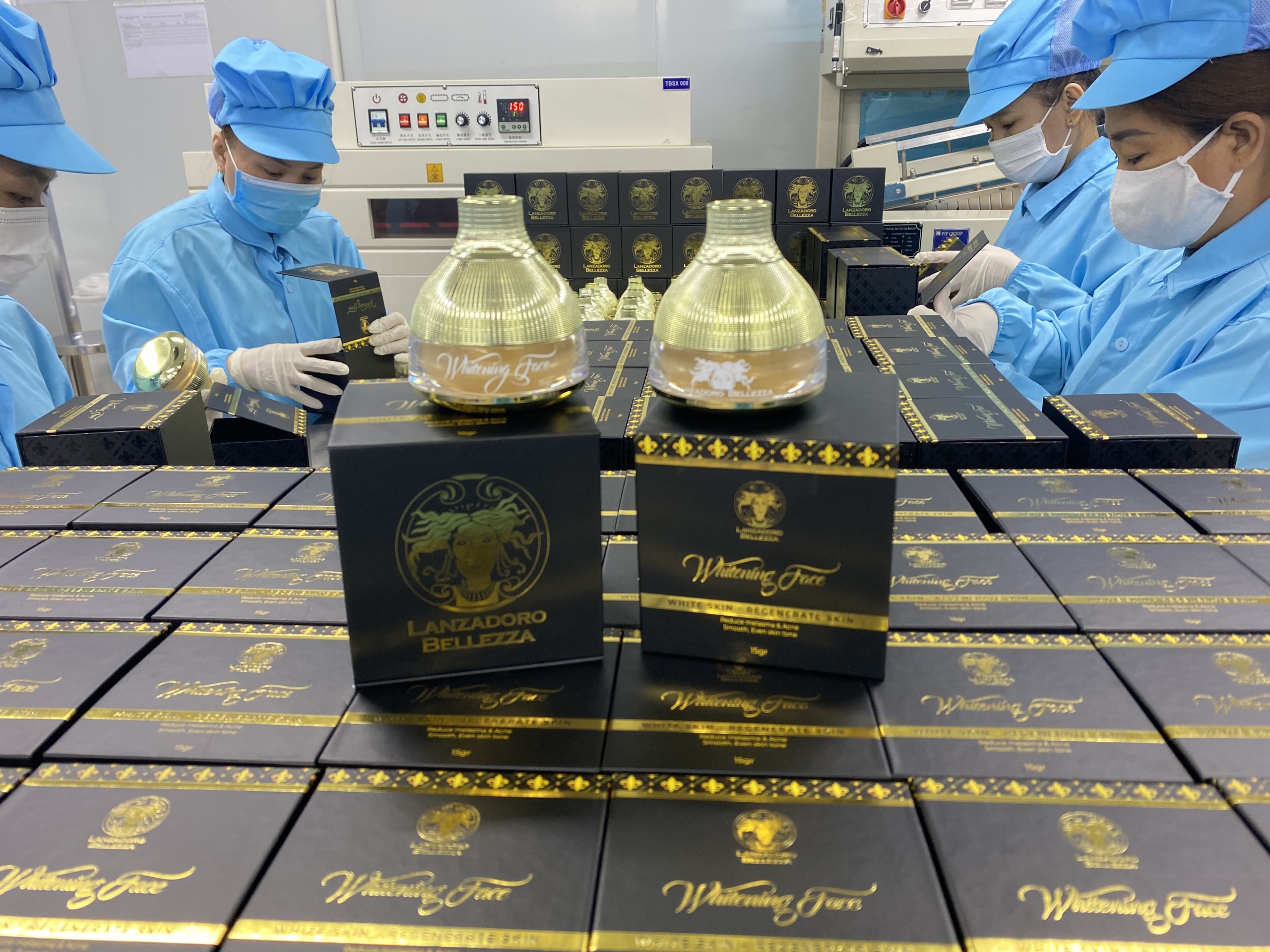 Whitening Face - kem ngày Bellezza 